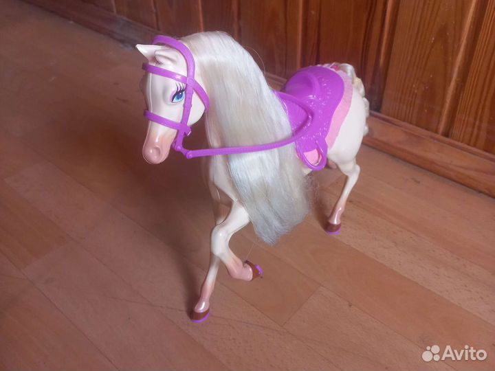 Лошадь для Барби Класси