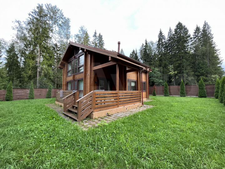 Дом 217 м² на участке 10 сот.