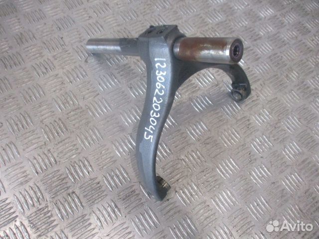 Вилка переключения передач Volvo 1652710