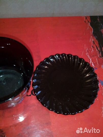 Сервиз из темного стекла