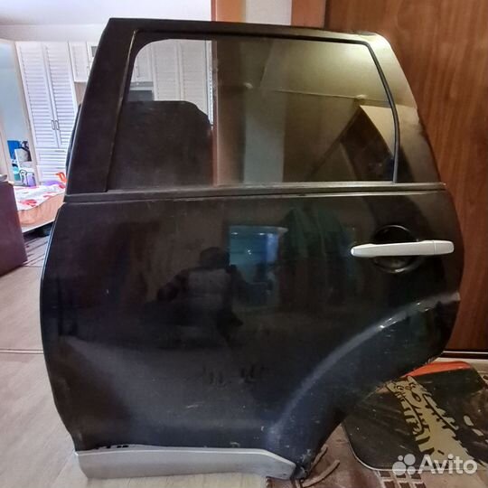 Двери задняя, передняя левые