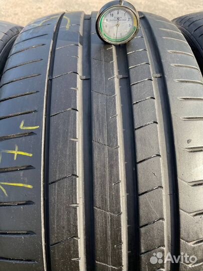 Pirelli P Zero PZ4 275/40 R20 и 315/35 R20