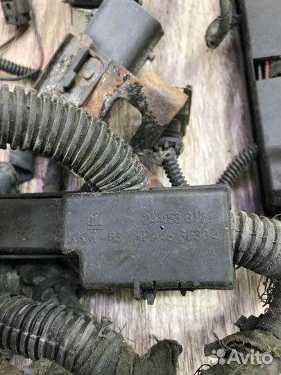 Проводка двигателя Opel Astra H Z16XER