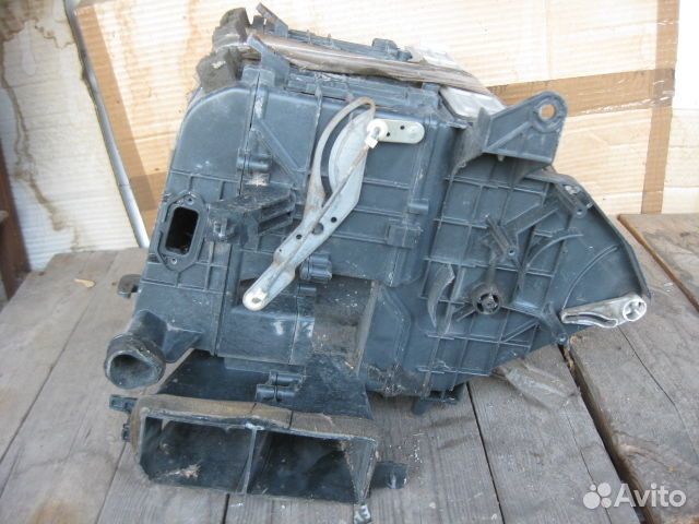 Корпус отопителя Toyota Prius (97-03 года) NHW10