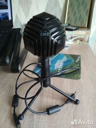 Стрим микрофон Trust Luno GXT-248