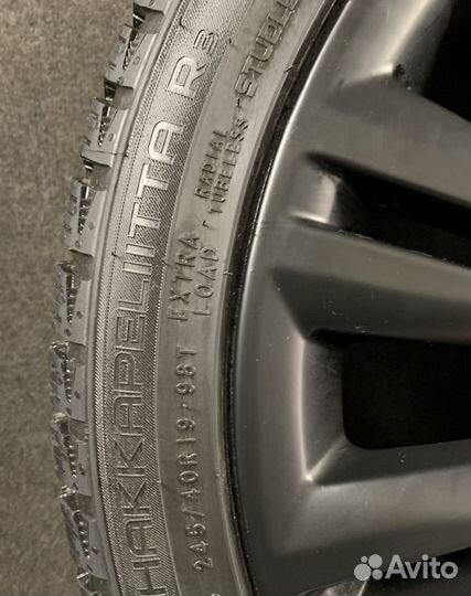 R19 Nokian Tyres Hakkapeliitta R3 245/40, PCD 5x108 DIA 63.4