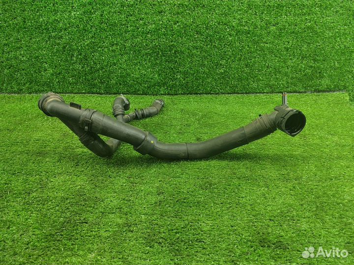 Патрубок системы охлаждения Audi A3 8V