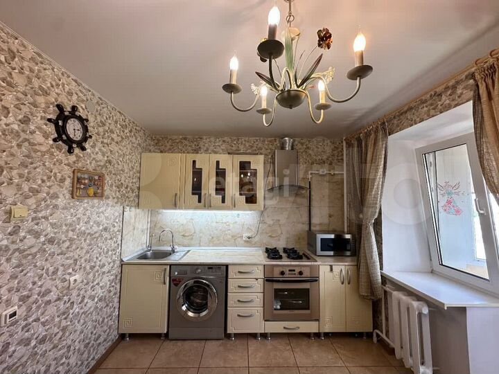 2-к. квартира, 64,5 м², 5/10 эт.