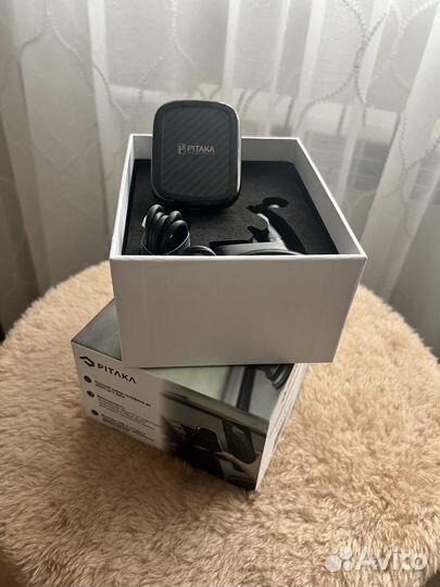 Автомобильная зарядка Pitaka