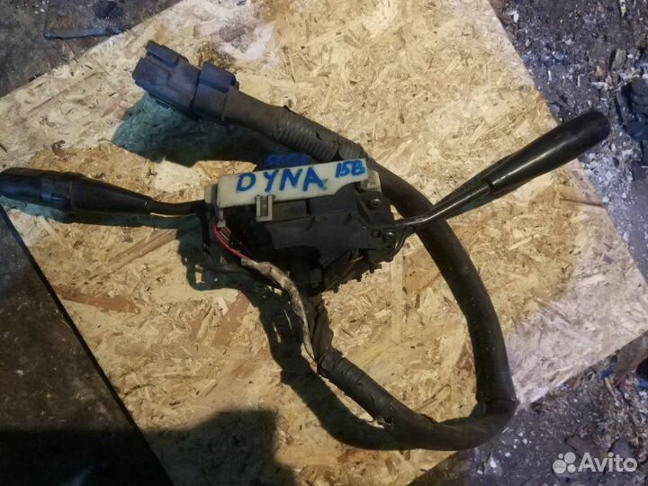 Подрулевой переключатель Toyota Dyna BU102 15B