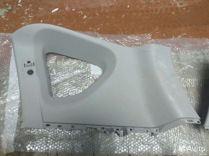 Обшивка багажника верхняя Toyota Rav 4 A40. 2013