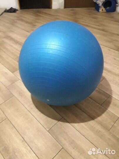 Гимнастический мяч фитбол