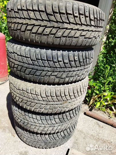 Viatti Strada Asimmetrico V-130 215/60 R16