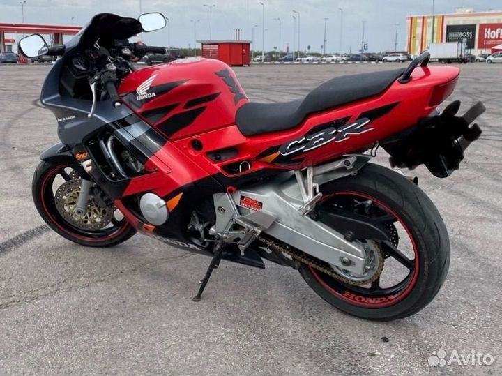 Продам мотоцикл honda cbr600f3