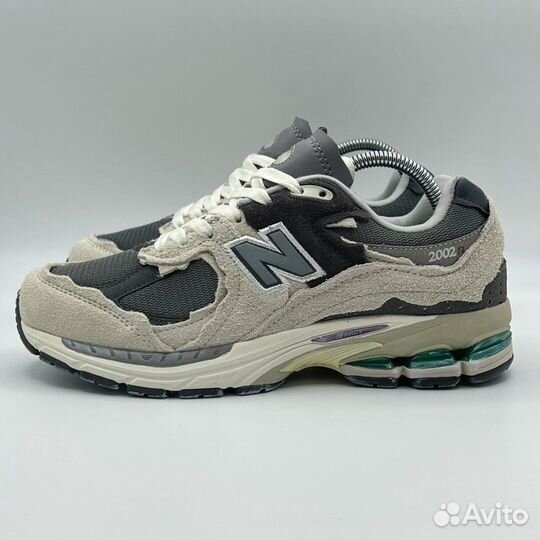 New Balance 2002R White