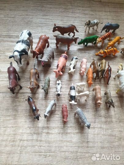 Фигурки животных, игрушки