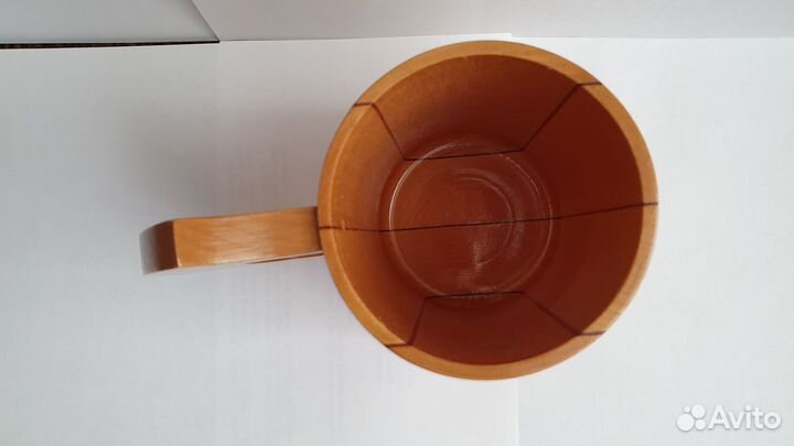 Кружка из дерева