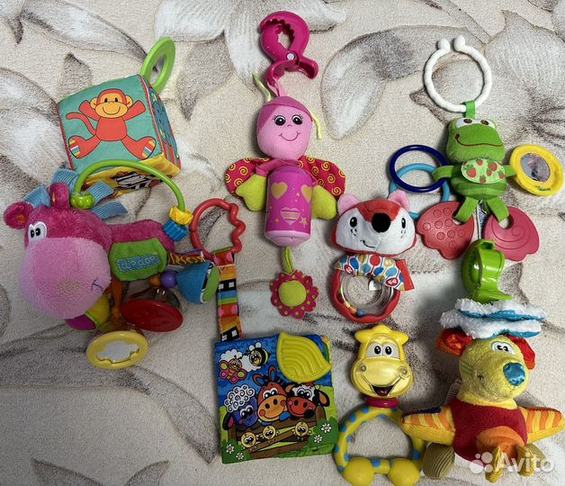 Развивающие игрушки пакетом