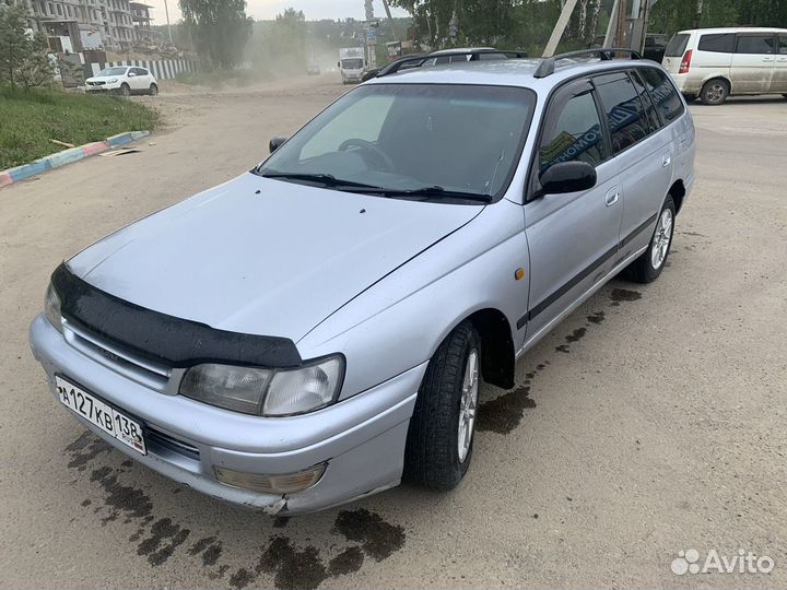 Toyota Caldina 2.0 AT, 1996, 100 000 км