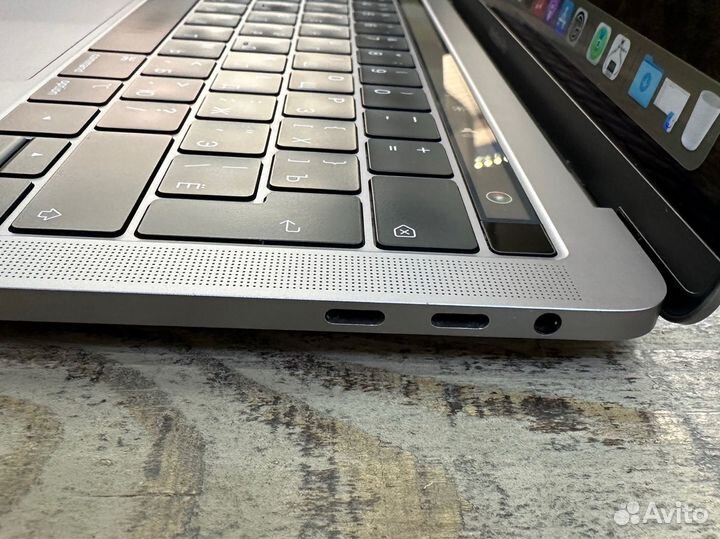 Apple MacBook Pro 13 TB 2018 core i5/8/256