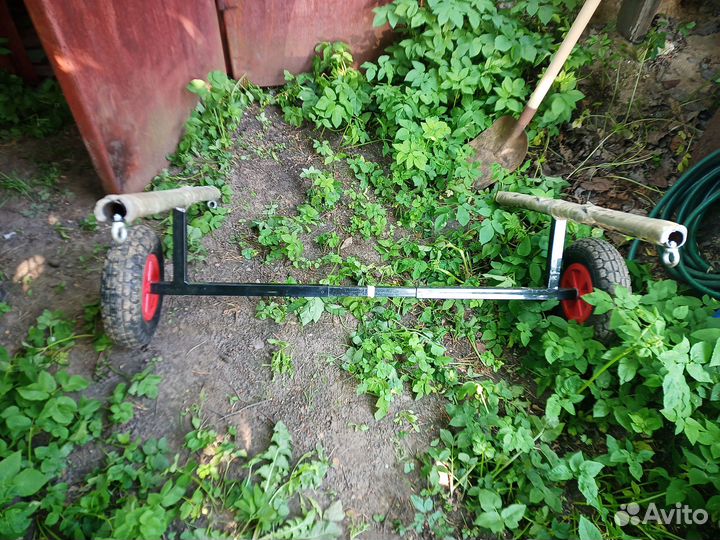 Тележка для перевозки лодки