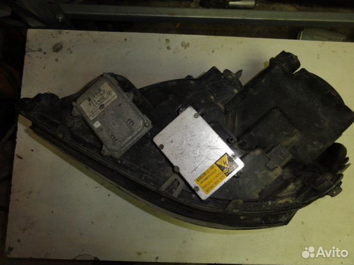 Фара основная передняя правая Mercedes-Benz Ml