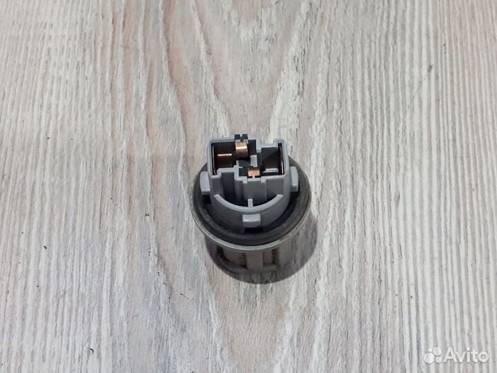 Цоколь фары птф туманки Nissan X-trail T31