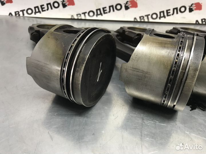 Поршень с шатуном Peugeot 406 1997 г.в