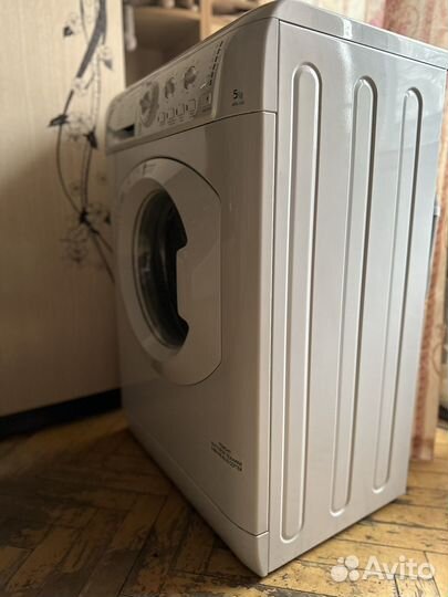 Стиральная машина hotpoint ariston arsl100