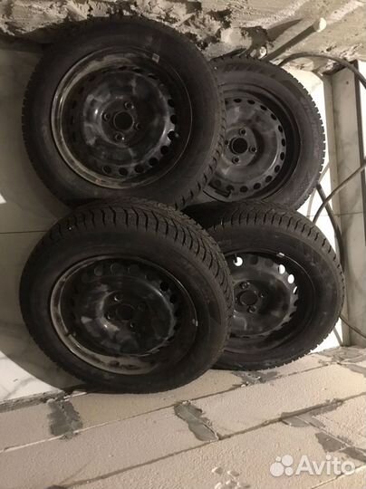 Hankook Winter I'Cept IZ2 185/65 R15