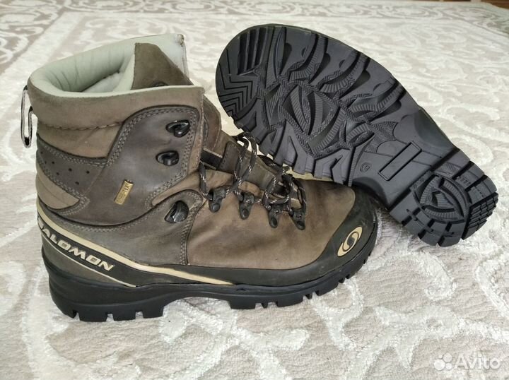 Трекинговые ботинки мужские 42