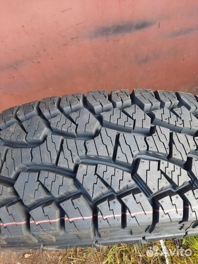 Hankook DynaPro ATM RF10 215/75 R15