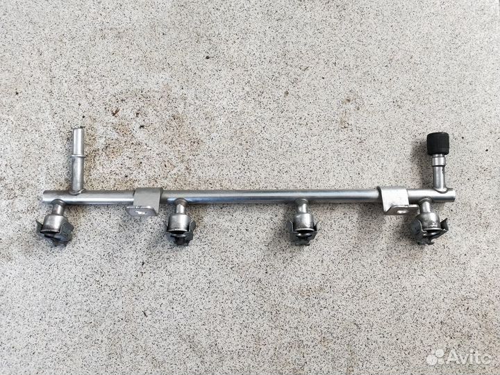 Рампа топливная 1.6 Chevrolet Cruze Opel Astra J