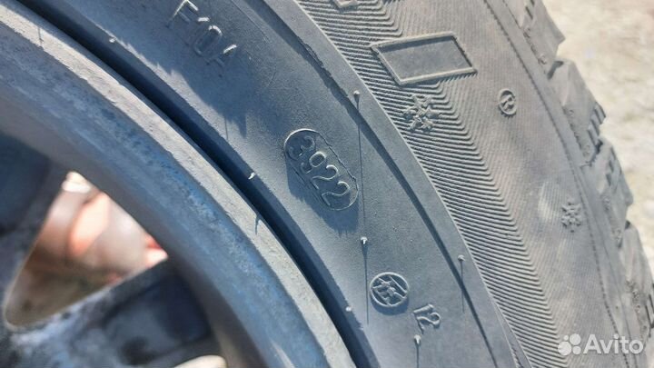 Viatti Bosco Nordico V-523 215/65 R16