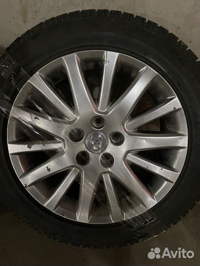 Диски Toyota R17 5*114,3 с резиной