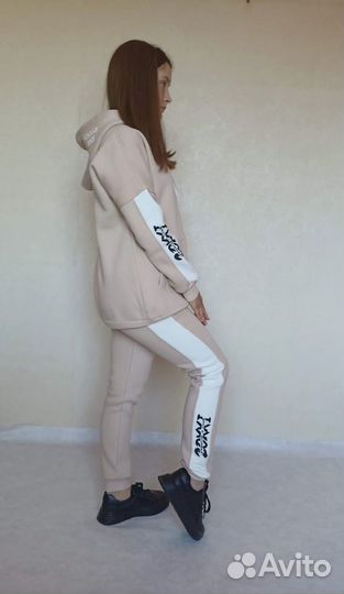 Спортивный костюм на флисе женский теплый