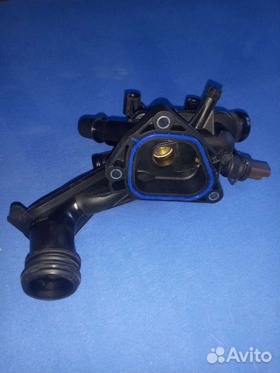 Термостат в сборе. Ситроен С4, С5, Берлинго. Пежо