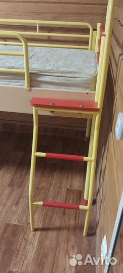 Детская кровать чердак