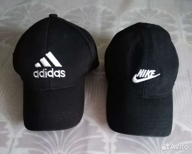 Бейсболка мужская черная