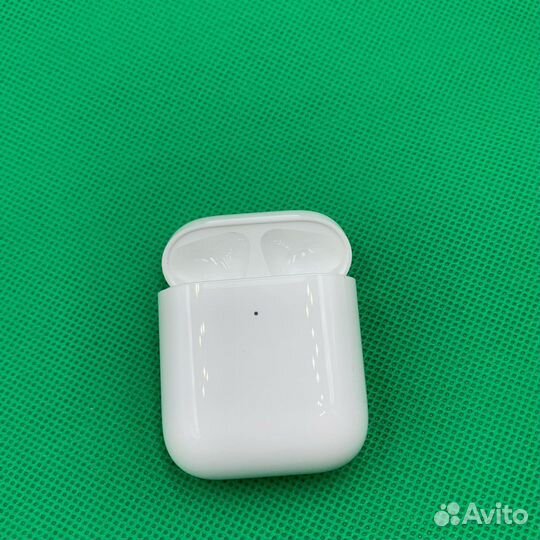 Кейс для AirPods 2 беспроводной оригинал