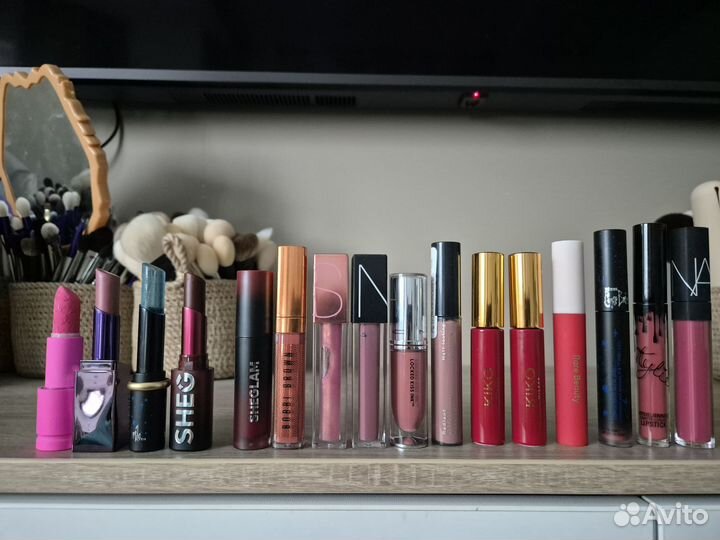 Помады и блески nars,kiko,sheglam,bobbi brown