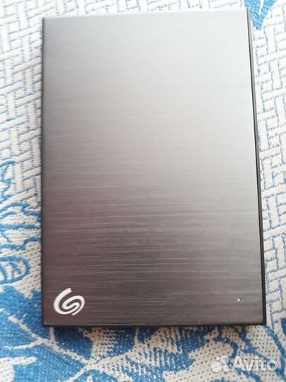 Внешний жесткий диск Seagate Slim 1TB