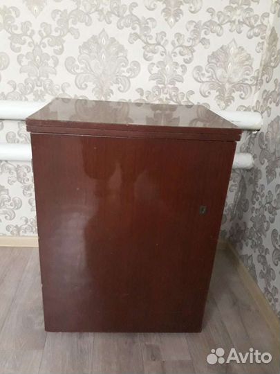 Швейная машина Чайка 2