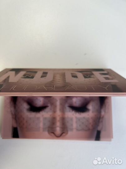 Палитра теней huda beauty nude оригинал