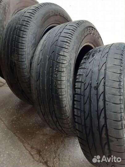 Bridgestone Dueler H/P 215/65 R16