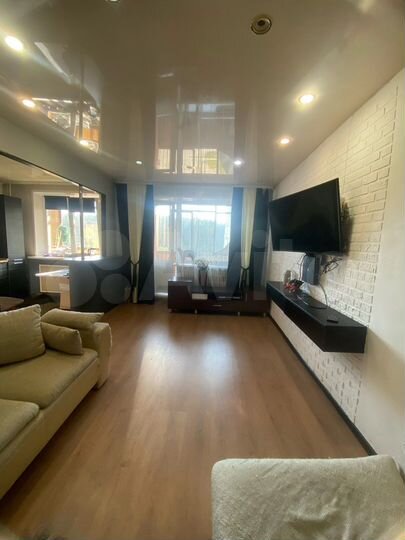 2-к. квартира, 50,2 м², 4/9 эт.