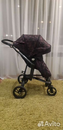 Коляска 2 в 1 универсальная,в отличном состоянии