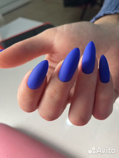 Маникюр, педикюр, гель-лак