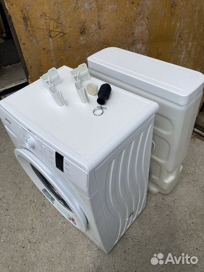 Стиральная машина новая с баком для воды