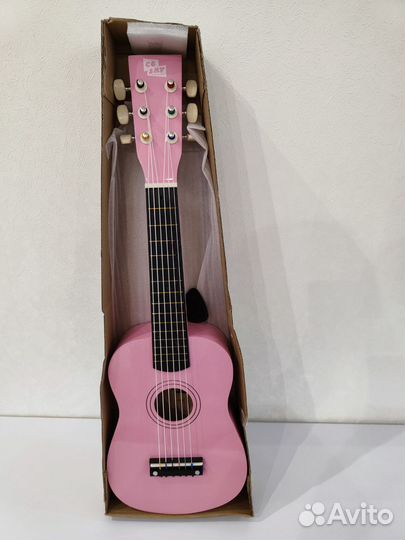 Игрушечная гитара